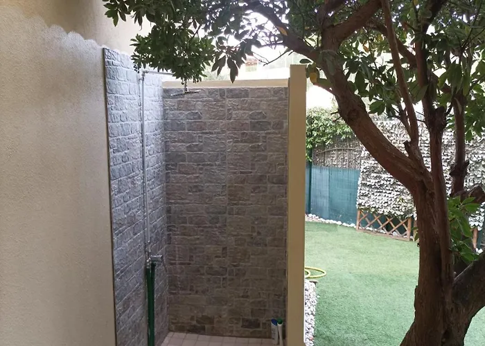 Veronica 度假居 *